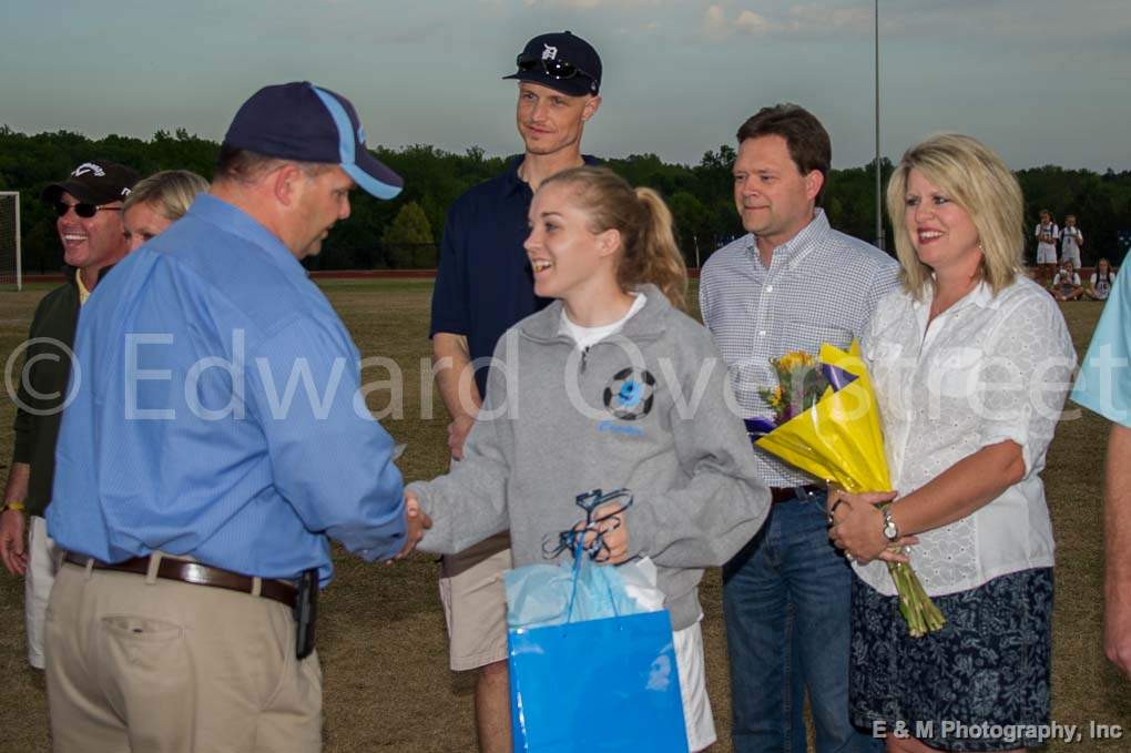 Senior Night 051.jpg